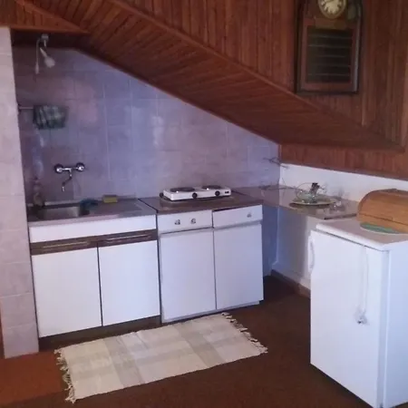 Apartment Amalija *
